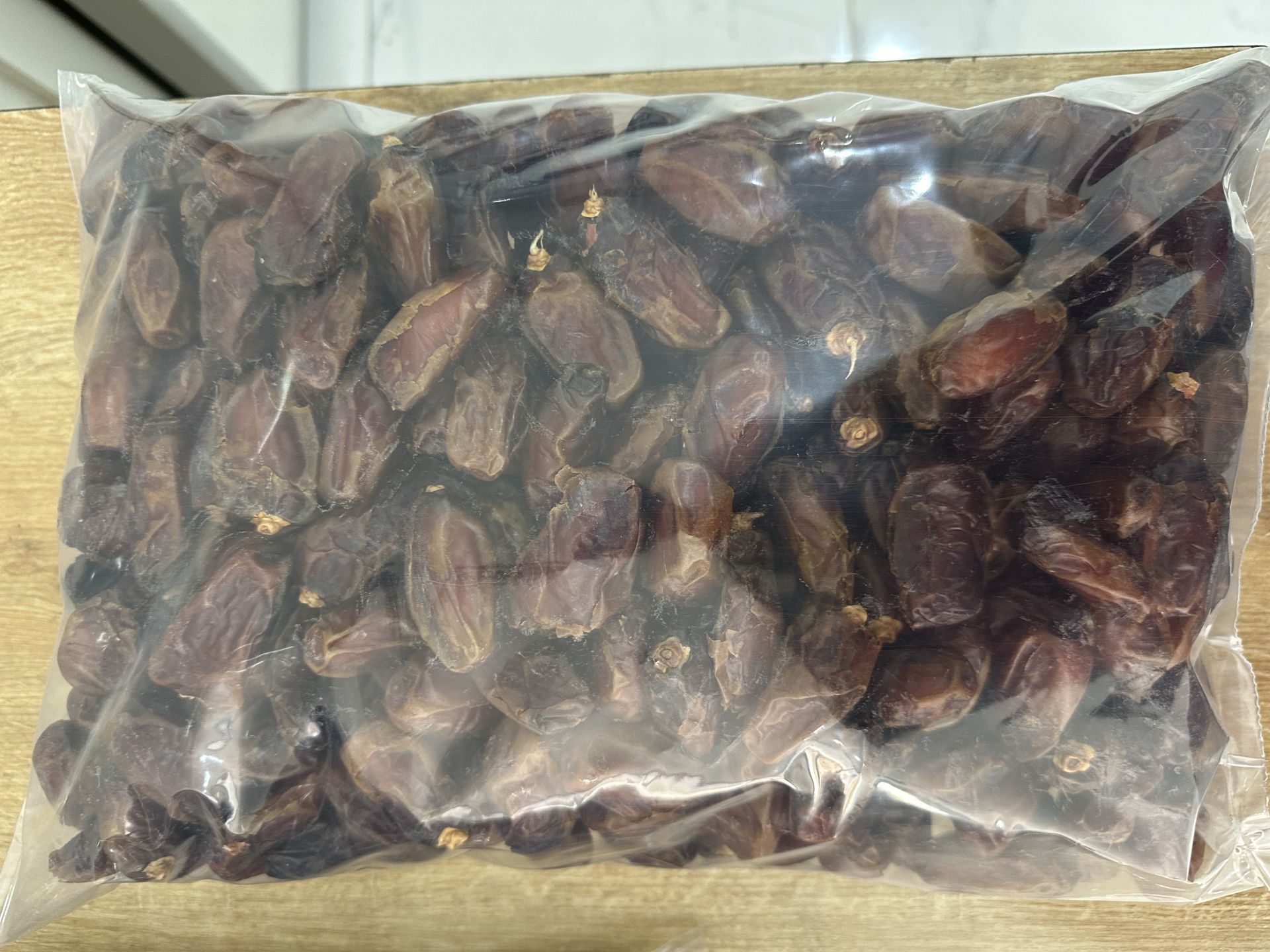 2.5 KG MEDİNE HURMASI B KALİTE ( BÜYÜK BOY )